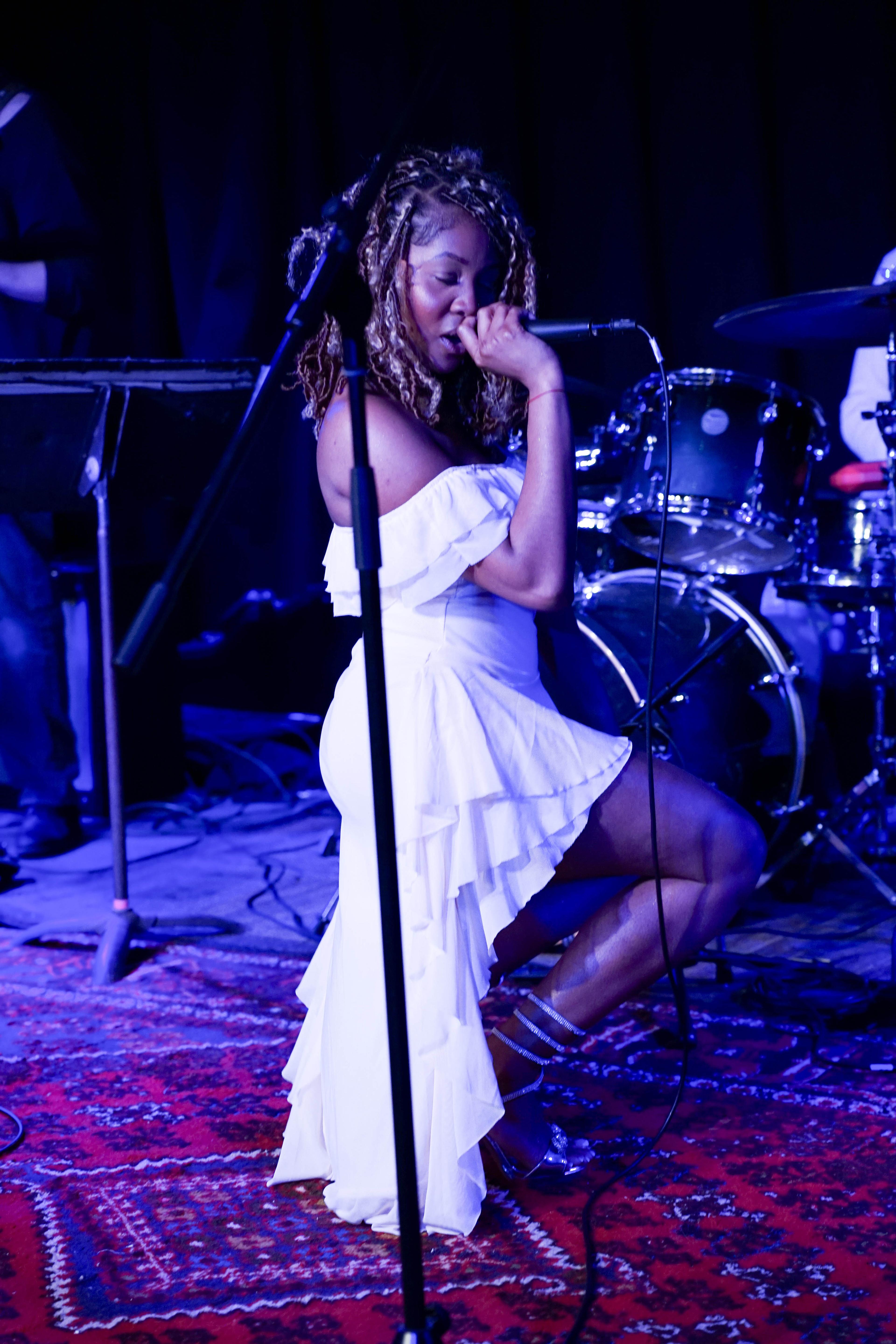 Jarrow Harrow live performance moment